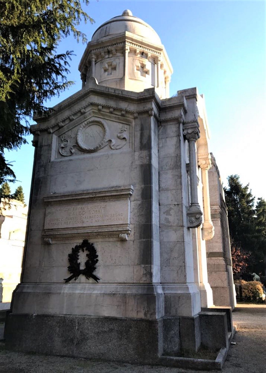 Baldo Rossi's tomb (3).jpg